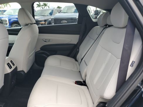 Used 2025 Hyundai Tucson SEL image 13
