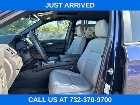 Used 2024 Honda Passport EX-L image 6