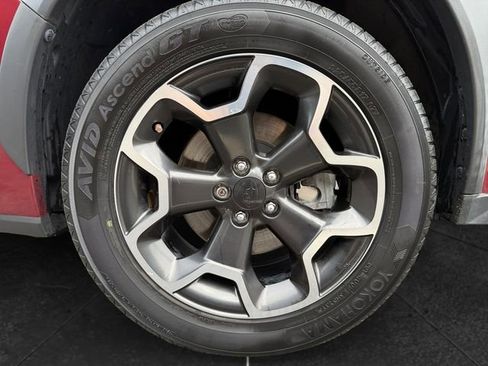 Used 2014 Subaru Crosstrek 2.0i Premium AWD/4WD image 9