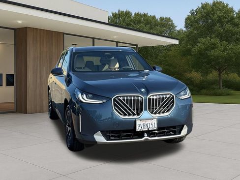 Used 2026 BMW X3 xDrive30i w/ Premium Package AWD/4WD image 5