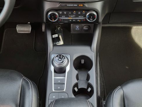 Certified 2022 Ford Escape SEL image 23