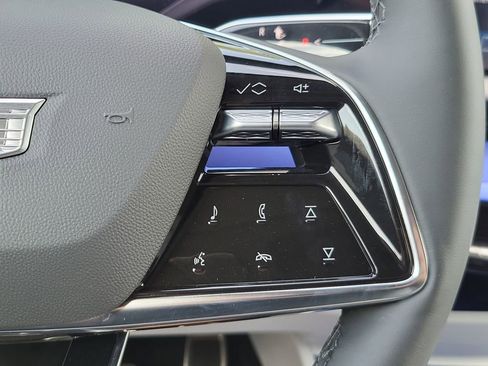 New 2025 Cadillac Optiq Sport 1 image 23