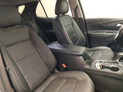 Used 2020 Chevrolet Equinox Premier image 21