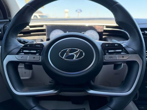 Used 2024 Hyundai Tucson Limited image 19