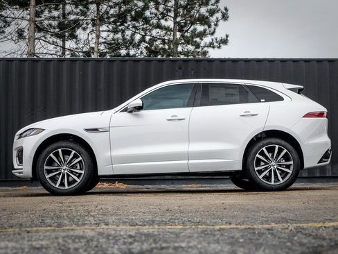 New 2026 Jaguar F-PACE R-Dynamic S image 3