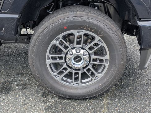 New 2025 Ford F250 Platinum w/ Platinum Plus Package image 7