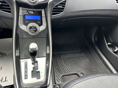 Used 2013 Hyundai Elantra Limited w/ Technology Pkg image 16