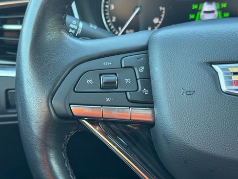 Certified 2025 Cadillac XT6 Premium Luxury image 30