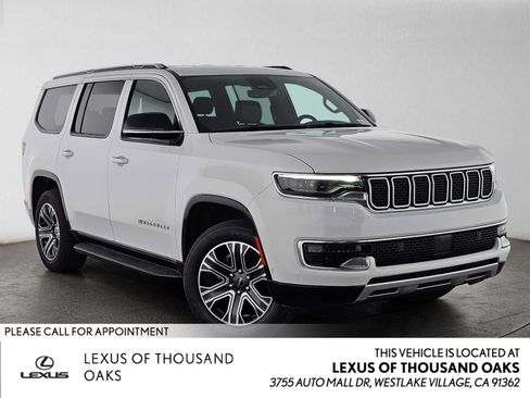 Used 2025 Jeep Wagoneer Series II w/ 8-Passenger Seating Package AWD/4WD image 1