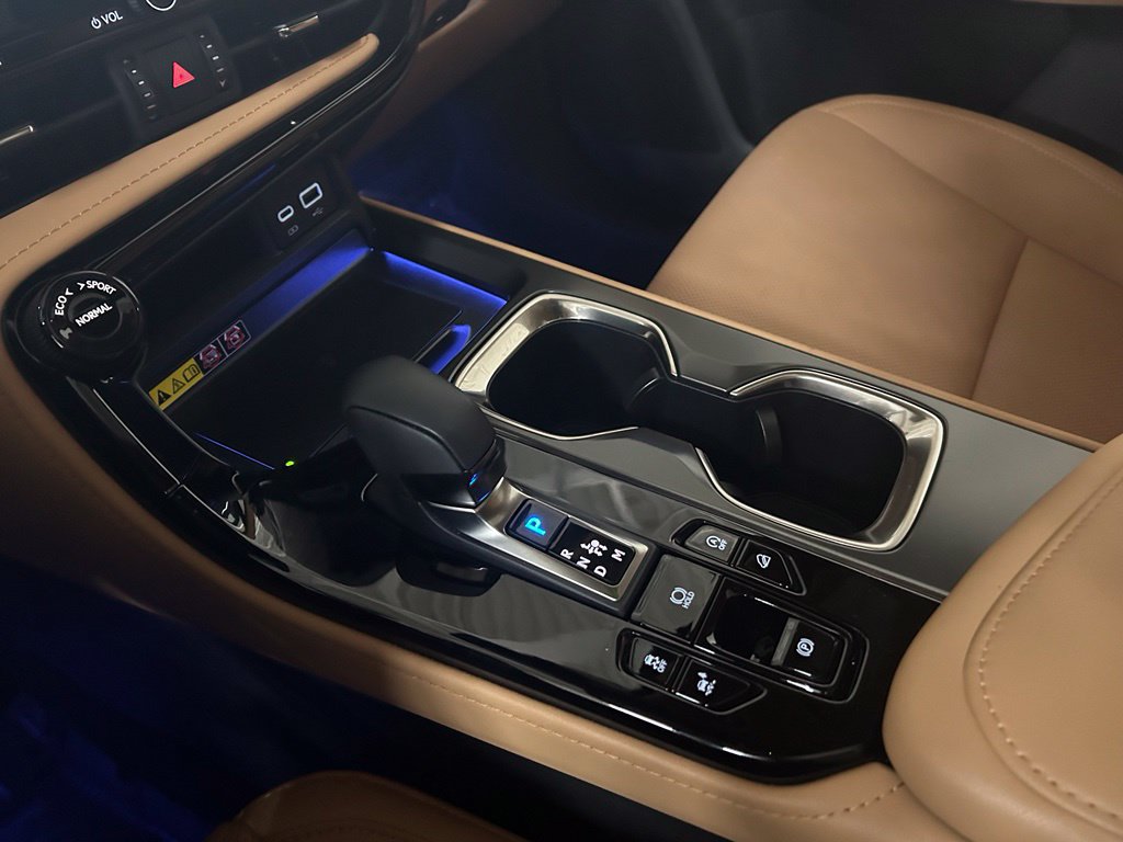 Used 2025 Lexus NX 350 AWD w/ Accessory Package (2T) image 13