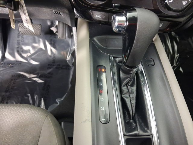 Used 2019 Honda HR-V LX image 16