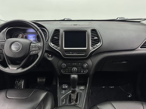 Used 2019 Jeep Cherokee Trailhawk image 21