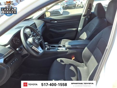 Used 2024 Nissan Altima 2.5 SV AWD/4WD image 14