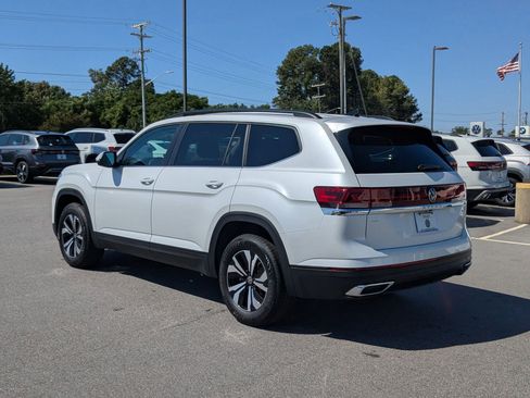 New 2026 Volkswagen Atlas SE image 5