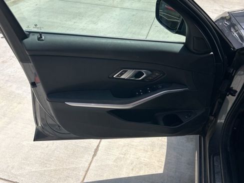 Used 2020 BMW 330i Sedan w/ Premium Package image 6