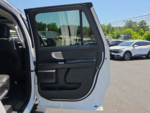 Used 2025 Ford Expedition Max Platinum AWD/4WD image 30