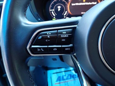 Used 2024 MAZDA CX-90 Plug-In Hybrid w/ Preferred AWD/4WD image 16