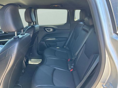 Used 2026 Jeep Compass Latitude w/ Quick Order Package 29K image 10