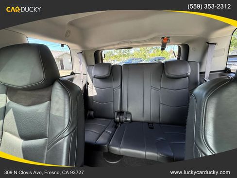 Used 2015 Cadillac Escalade Premium image 26