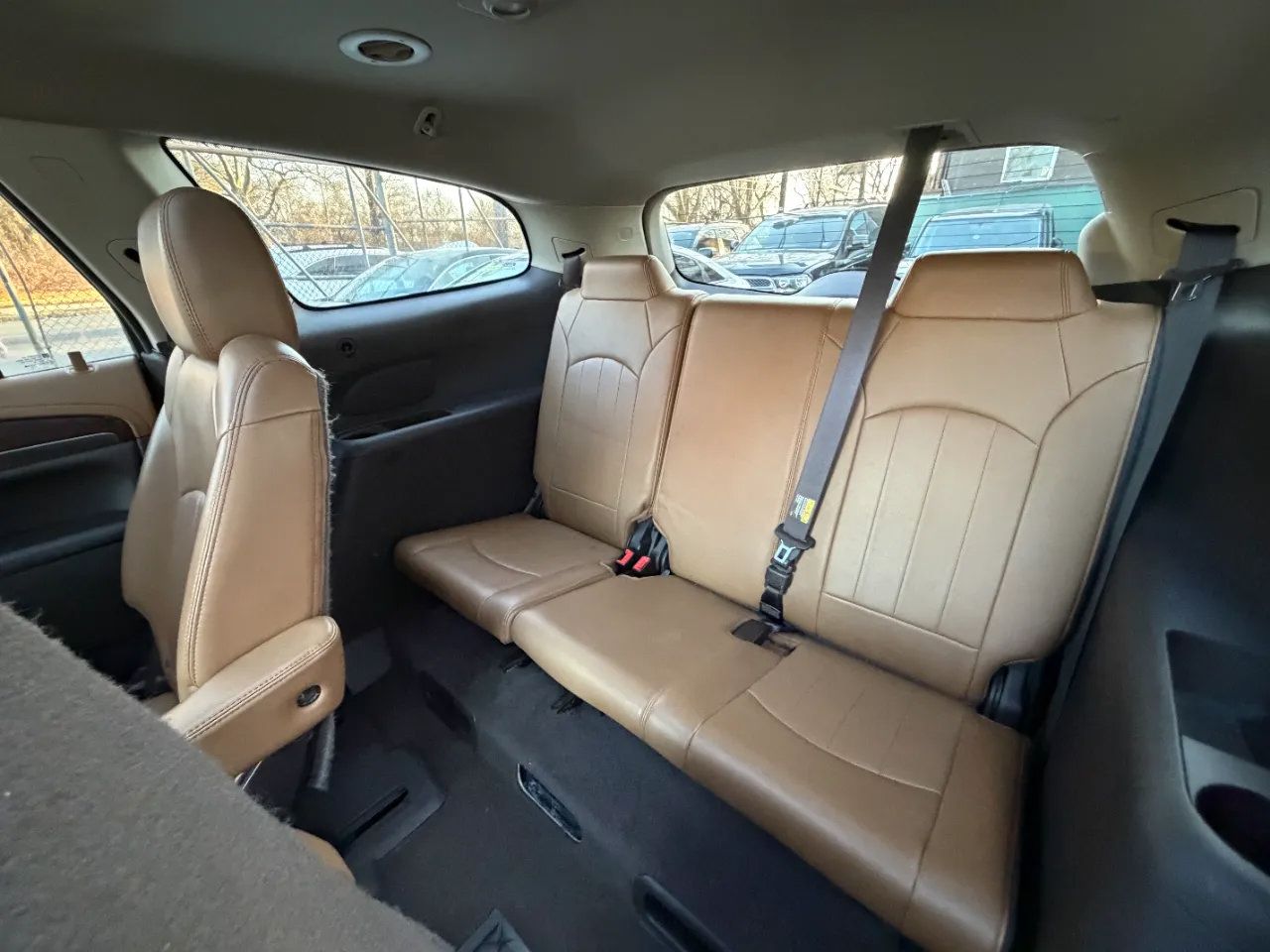 Used 2016 Buick Enclave Leather AWD/4WD image 28