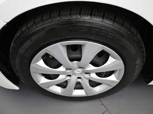 Certified 2024 Toyota Corolla LE AWD/4WD image 14