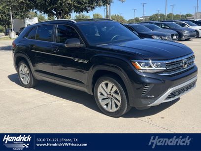 Used 2022 Volkswagen Atlas Cross Sport SE w/ Panoramic Sunroof Package
