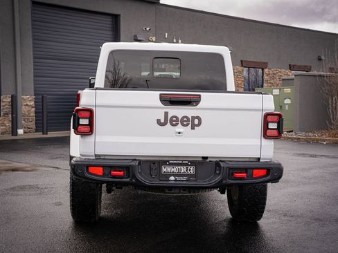 Used 2020 Jeep Gladiator Rubicon w/ Uconnect 4C Nav & Sound Group image 8