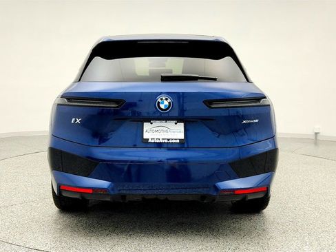 Used 2024 BMW iX xDrive50 w/ Sport Package image 6