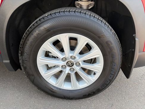 Used 2025 Toyota Grand Highlander AWD Hybrid image 34