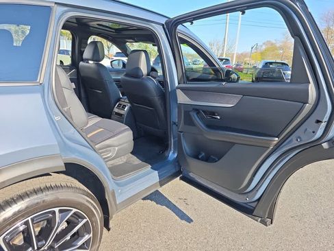 Used 2025 MAZDA CX-70 Plug-In Hybrid w/ Premium Plus AWD/4WD image 26