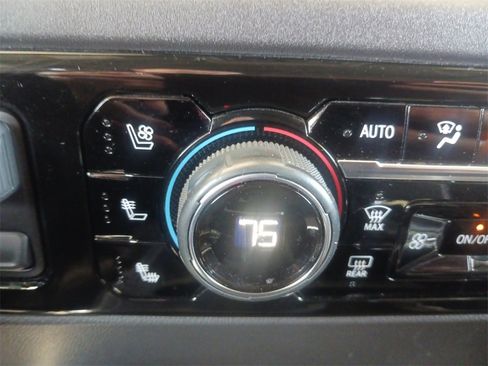 Used 2024 Chevrolet Silverado 1500 LTZ w/ Technology Package image 24