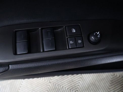 Used 2023 Toyota Camry SE w/ Convenience Package FWD image 32