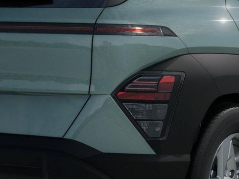 New 2027 Hyundai Kona SE FWD image 10