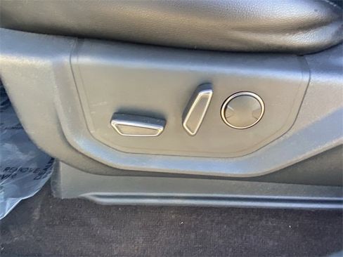 Used 2020 Ford F150 Raptor w/ Equipment Group 802A Luxury image 7