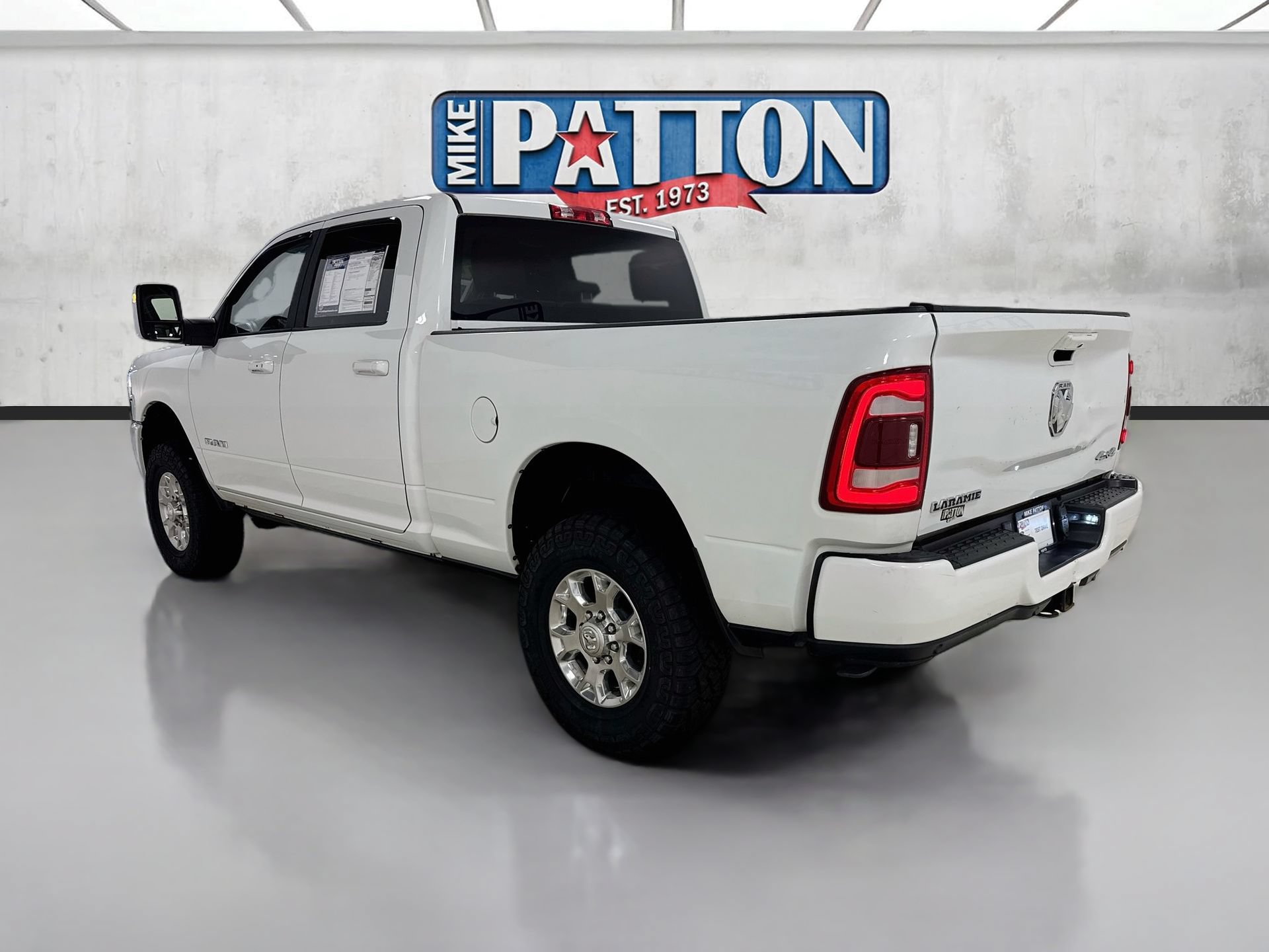 Used 2023 RAM 2500 Laramie AWD/4WD image 5