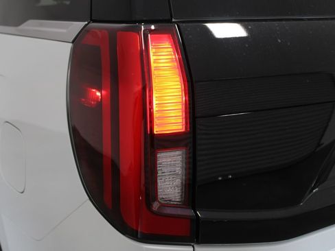 New 2026 Ford Expedition Active RWD image 57