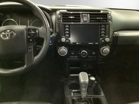 Certified 2022 Toyota 4Runner TRD Off-Road Premium w/ Moonroof Package image 10