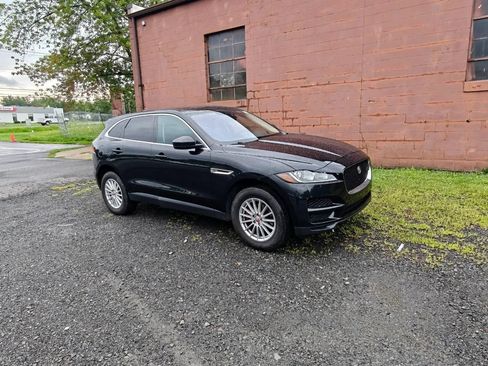 Used 2019 Jaguar F-PACE AWD/4WD image 1