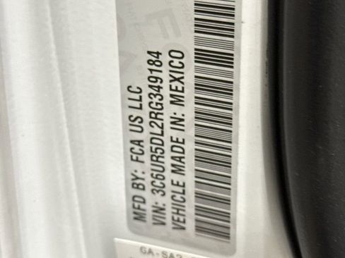 Used 2024 RAM 2500 Big Horn image 27