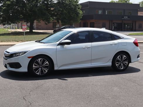 Used 2016 Honda Civic EX-T image 10