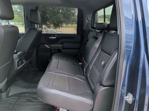 Used 2022 GMC Sierra 2500 Denali w/ Denali Ultimate Package AWD/4WD image 10