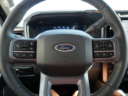 New 2026 Ford F250 Lariat w/ Black Appearance Package AWD/4WD image 24