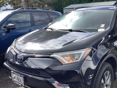 Used 2018 Toyota RAV4 LE