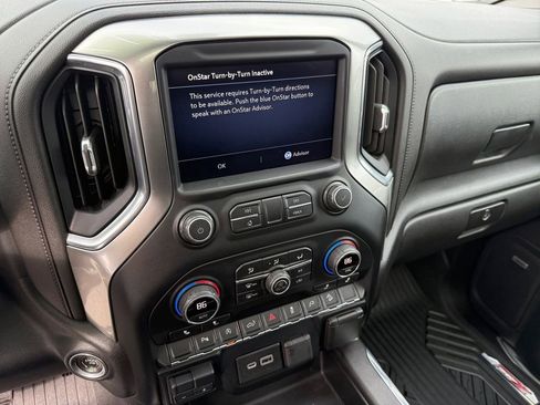 Used 2020 Chevrolet Silverado 1500 LT Trail Boss image 19