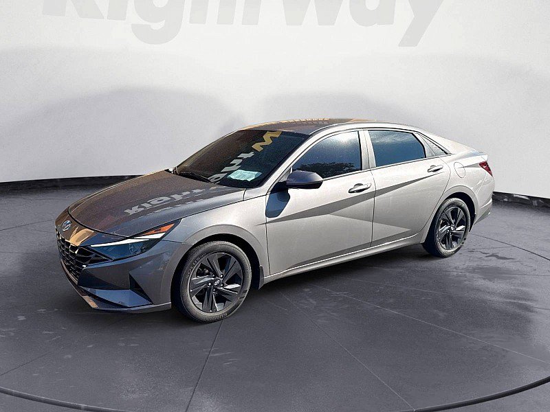 Used 2023 Hyundai Elantra SEL FWD image 1