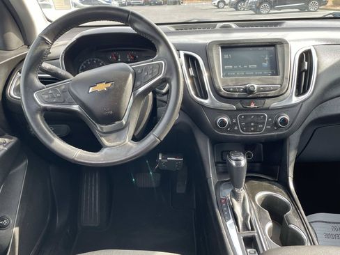Used 2018 Chevrolet Equinox LT FWD image 13