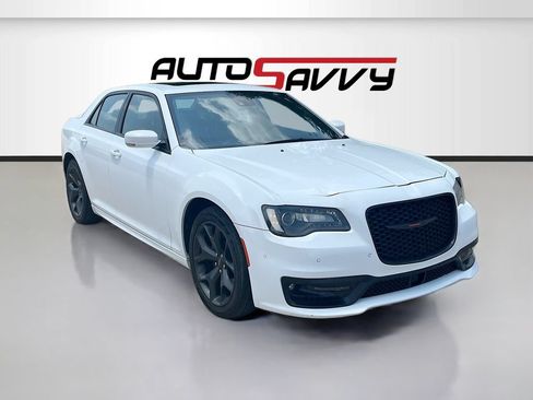 Used 2023 Chrysler 300 S w/ Comfort Group RWD image 1