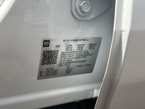Used 2026 GMC Sierra EV Elevation AWD/4WD image 33