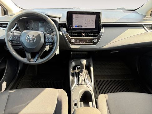 Used 2024 Toyota Corolla LE FWD image 10