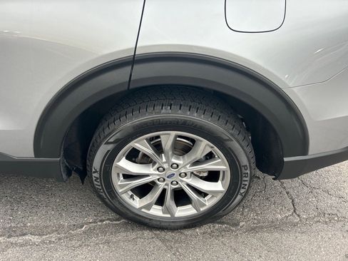 Used 2022 Ford Explorer Limited w/ Equipment Group 301A image 36